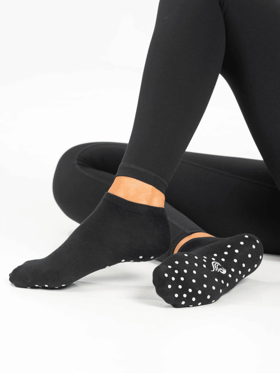 Ryderwear RW Pilates Ankle Grip Socks - Black
